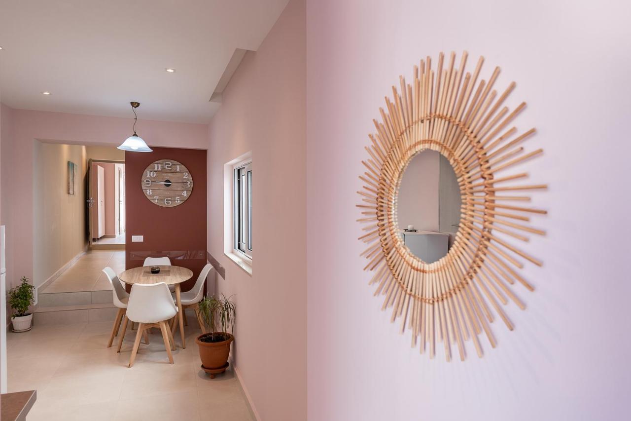 M City Apartments 100M From The Beach Chania  Eksteriør billede