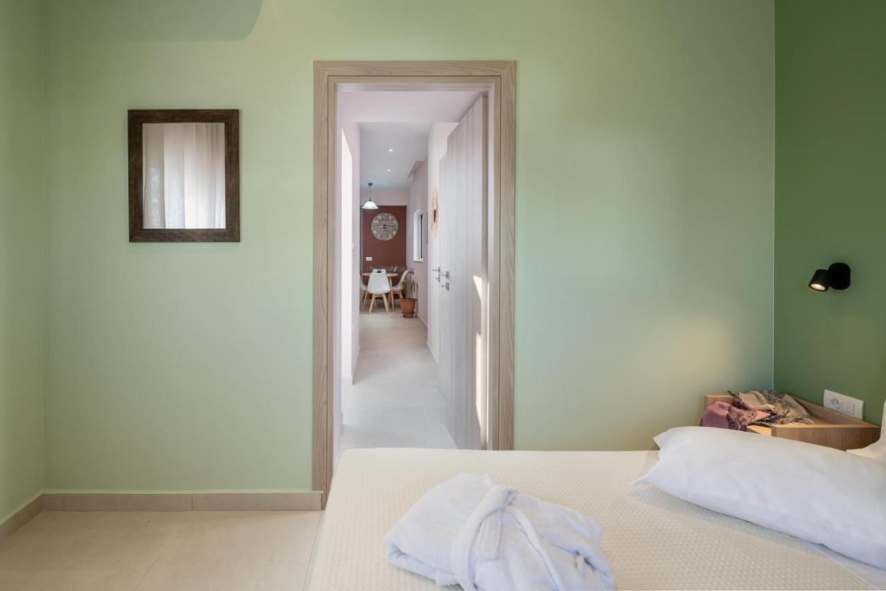 M City Apartments 100M From The Beach Chania  Eksteriør billede