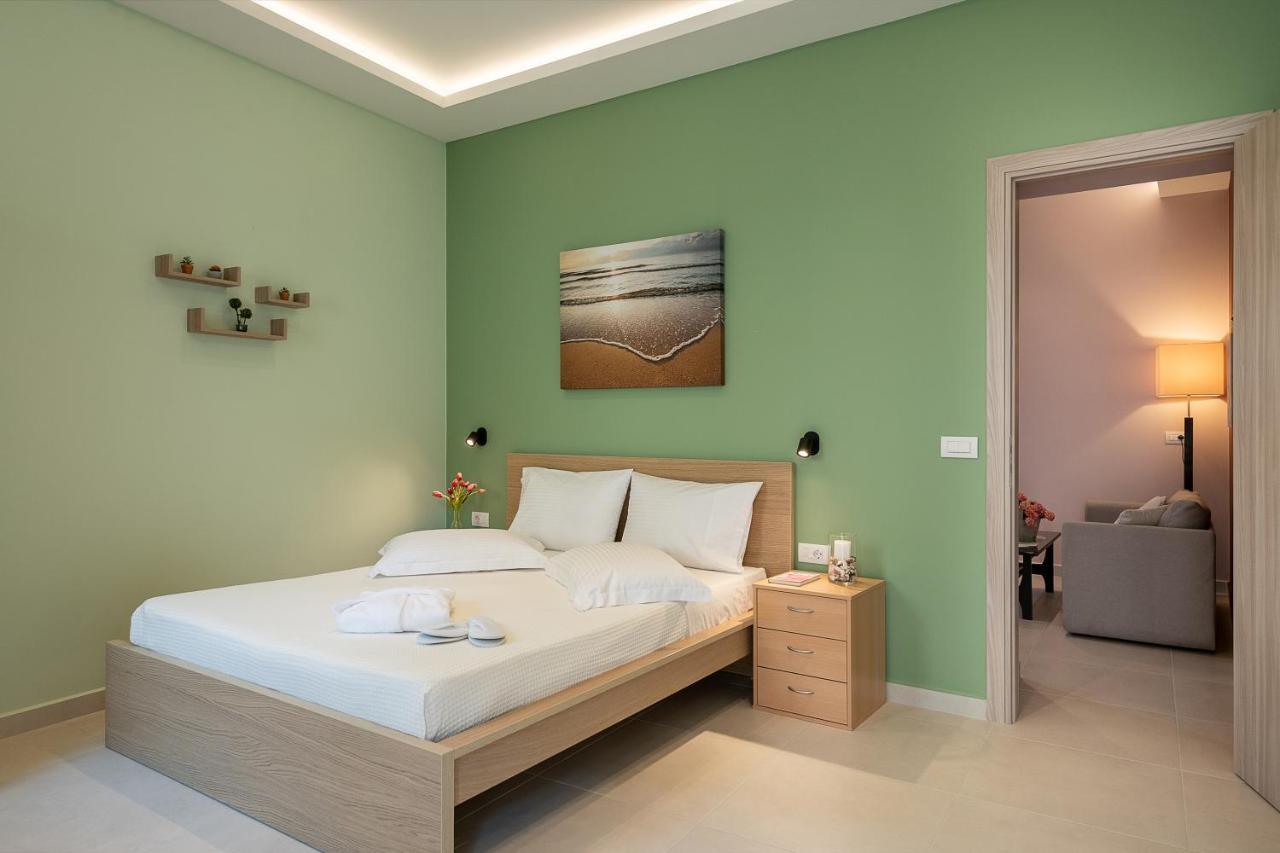 M City Apartments 100M From The Beach Chania  Eksteriør billede