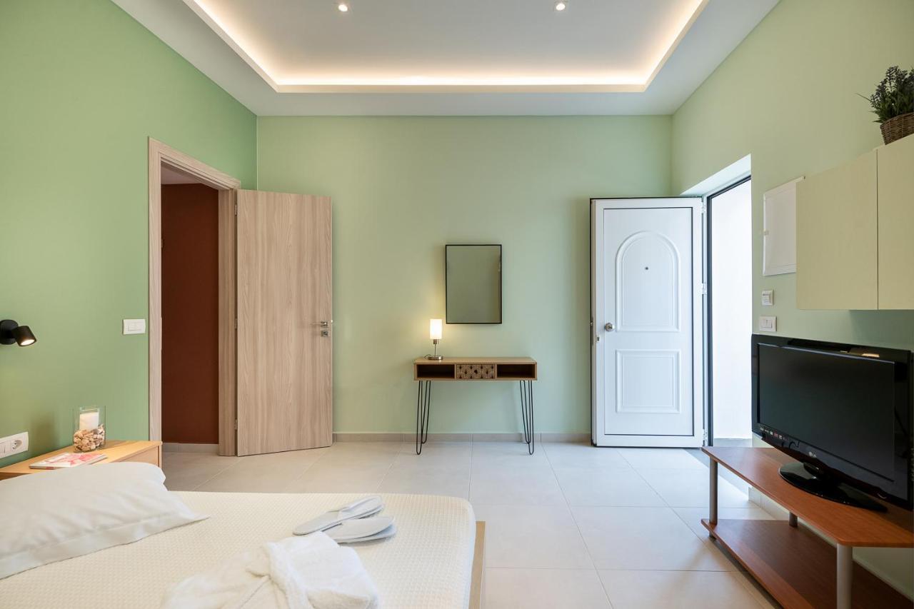 M City Apartments 100M From The Beach Chania  Eksteriør billede