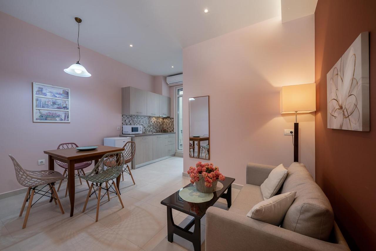 M City Apartments 100M From The Beach Chania  Eksteriør billede