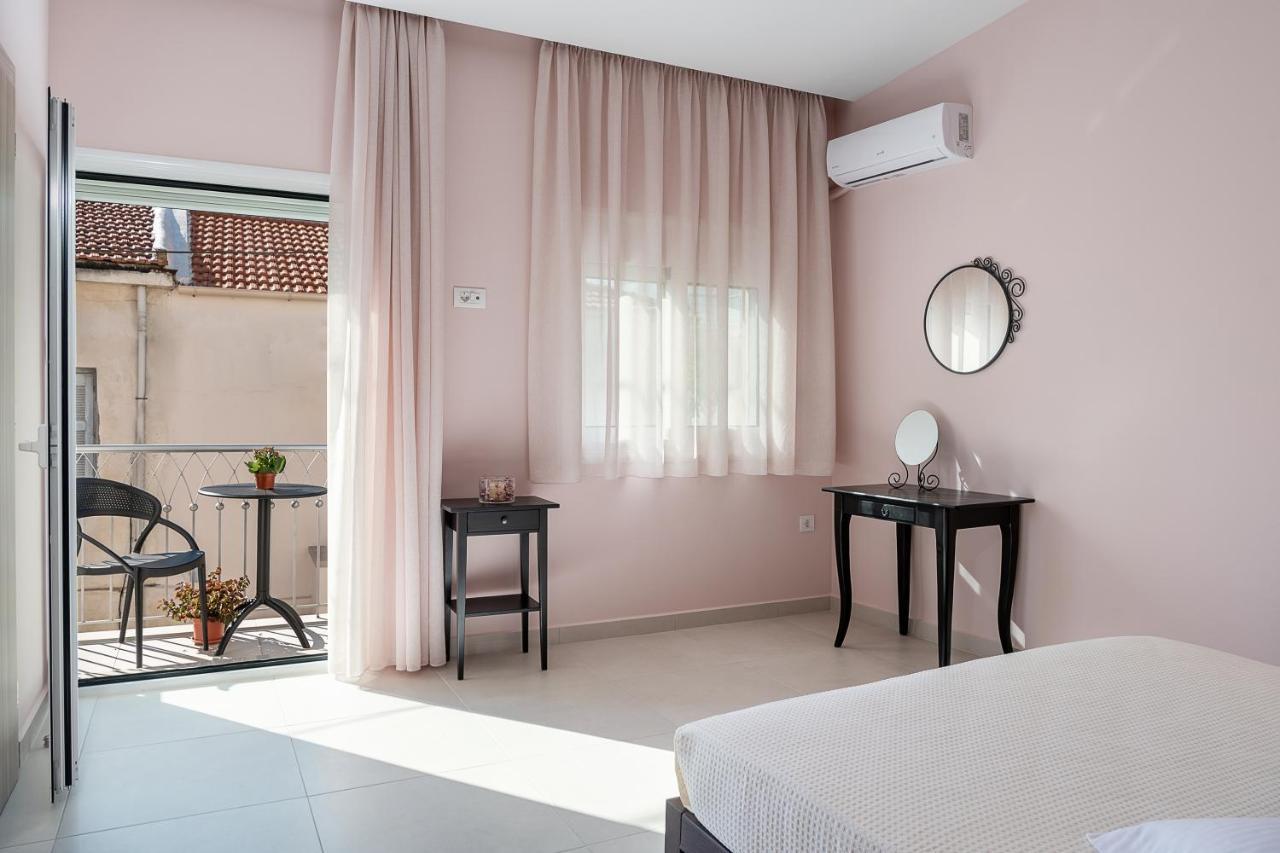 M City Apartments 100M From The Beach Chania  Eksteriør billede